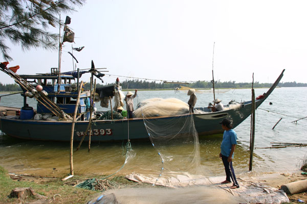 &copy John Lancaster