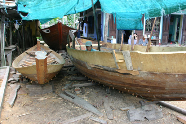 &copy John Lancaster