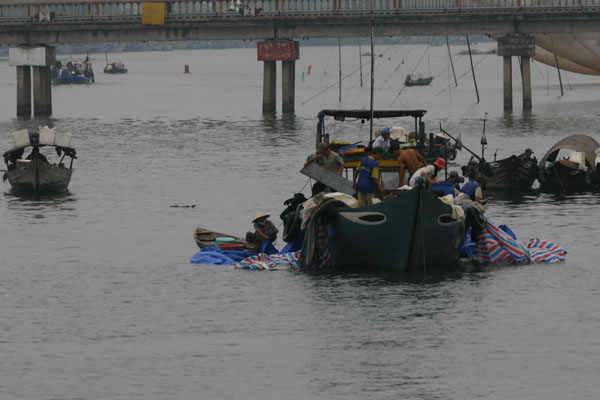 &copy John Lancaster