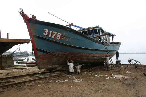 &copy John Lancaster