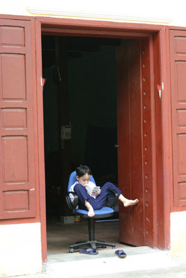 &copy John Lancaster