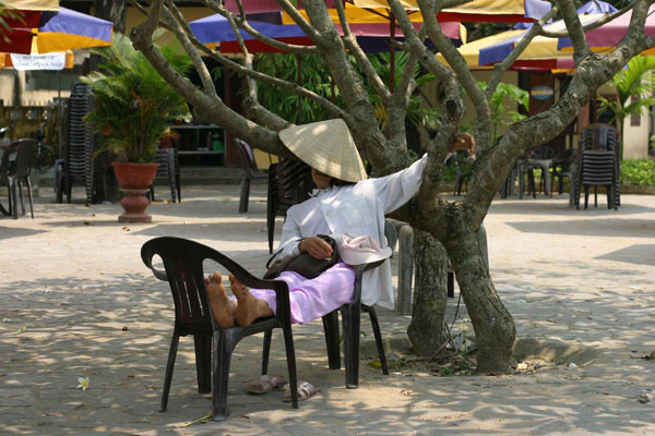 &copy John Lancaster