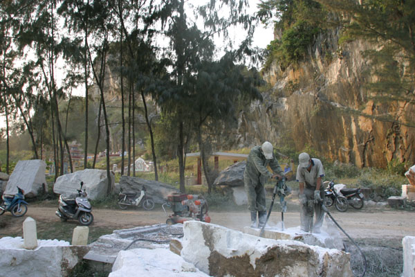 &copy; John Lancaster