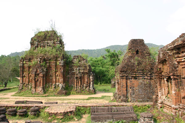 &copy John Lancaster