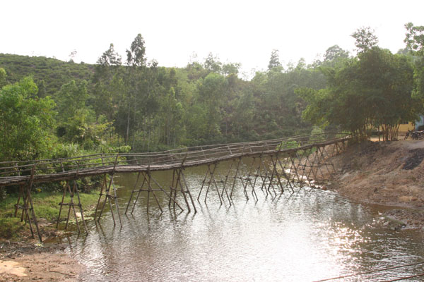 &copy John Lancaster